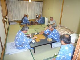 夕食後の団体戦