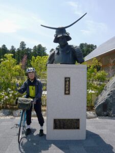 (写真６) 正宗胸像