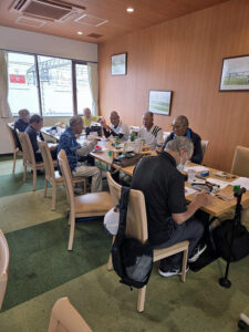 表彰式での懇親風景