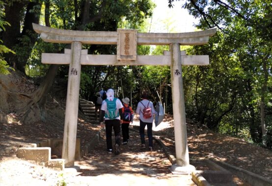 百済王神社（大垣内）鳥居