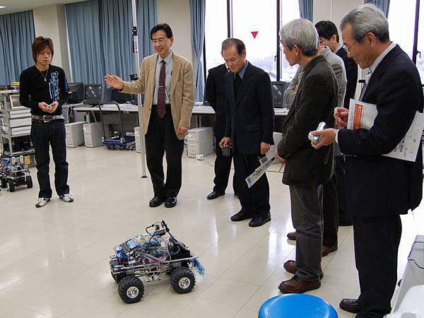 盲導犬ロボット