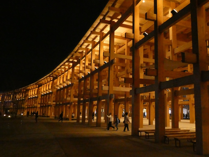 万博会場(夜間)