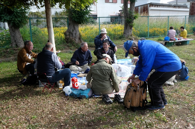下出公園で昼食