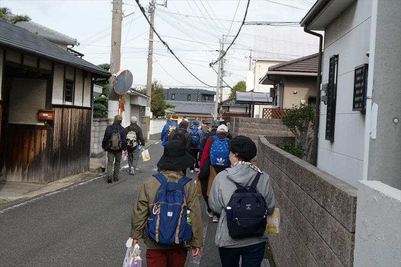 尾崎駅へ向かう