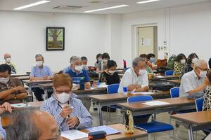 受講風景（マスク着用）