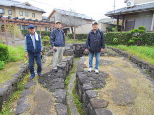 ④上之宮遺跡（聖徳太子由来の地）