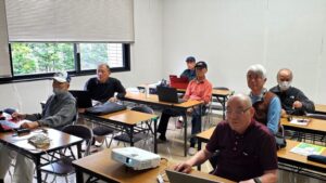 04_説明をされる部会長