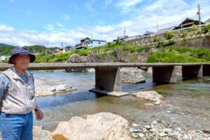 地点③-0b_多気町・波多瀬の沈下橋です!