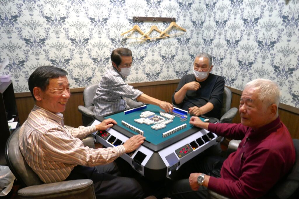 02_こちらは、A卓のメンバー