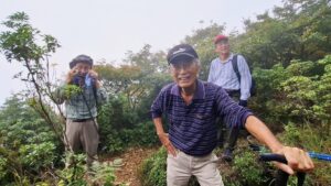 14_開けた尾根ですが､真っ白！