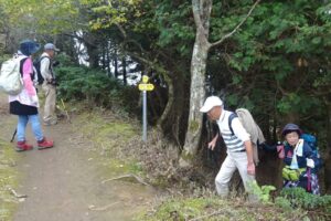 14_やっと、尾根に出ました！