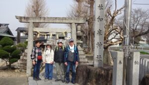 03 和泉神社で祈願