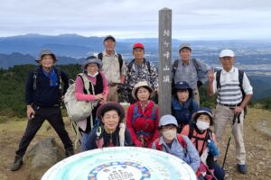 29_山頂での集合写真ー２