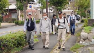 18 お腹がすいたので､足取りは軽いです