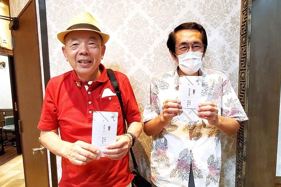 08_優勝・田中ゆさん㊨、2位・中小原さん