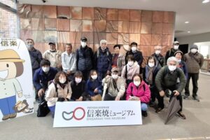 14_入口前に集合ですー１