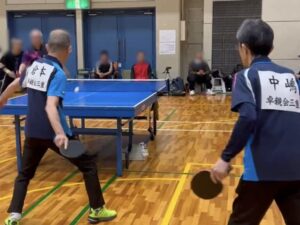 10）Kuさん＆Na～落ち着いてフォアで処理します！