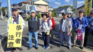 34_今日は交通安全担当の山本さん㊧