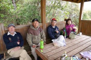 26_東屋で、昼食タイムー②