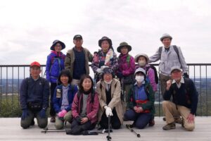 10_英虞湾側をバックに集合