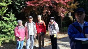 31_加良比乃神社前でパチリ！