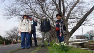 08 水仙を入れて