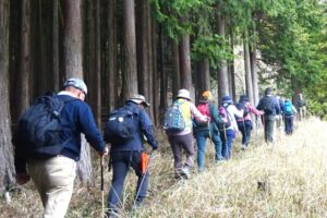 06_今日も、きれいな隊列で登ります