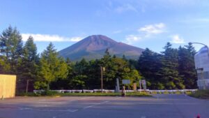 01_水ケ塚・駐車場からの富士山