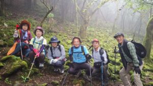 11_コケがきれいな所で､ひと休み－２