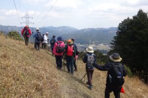 27_一番目の鉄塔まで、下りてきました！