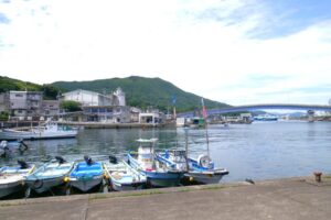 13_海岸線を右回りに、しろんご浜へ