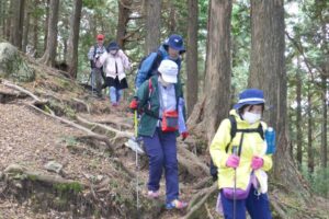 37_滑らないように気をつけて！