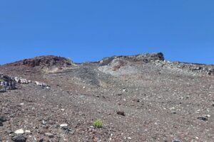 15_九合五尺から山頂を望む！