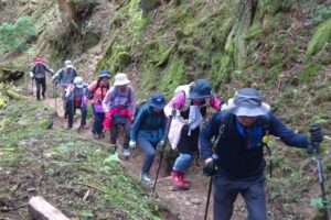 25_避難小屋に向う皆さん！