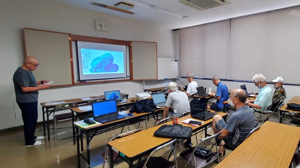 20250715-1_本日のパソコン部会は、8名が参加