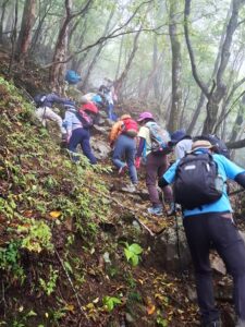 09_先頭は､亀田さん(84歳)が引っ張ります