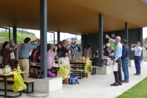 22_みんなで、カンパイです！