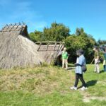 竪穴式住居の見学