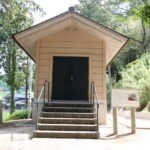 石馬保管庫（天神垣神社境内）