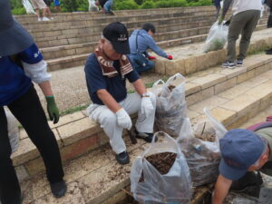 袋がいっぱいに