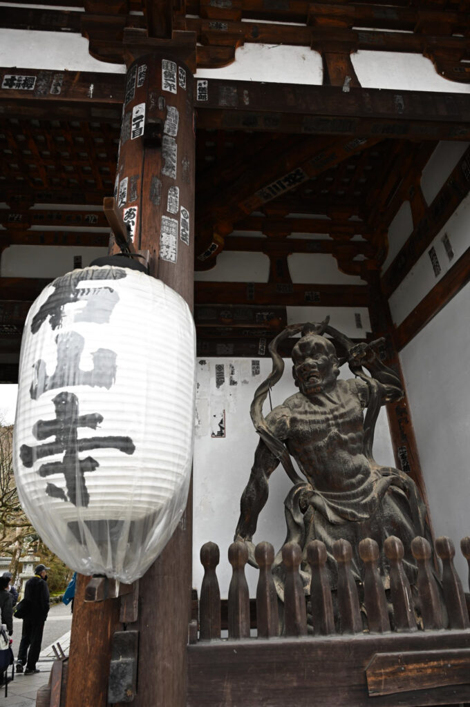 「仁王像」吉田 桂