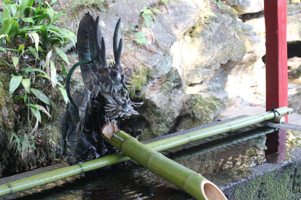 「初春の参拝」福西 まさ子