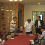 参加費集めも大変