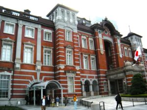 東京駅丸の内中央口です