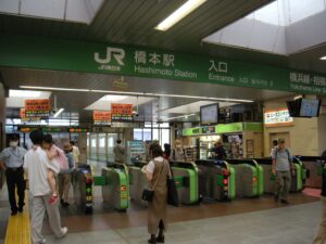 改札口は一ヶ所