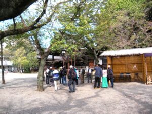 皆さん何で集まっているのかな？