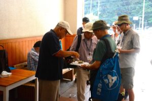 ケーブルの団割料金を徴収