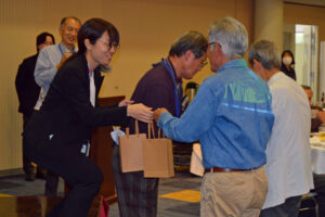 受賞おめでとう