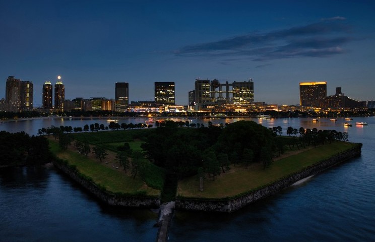 レインボーブリッジからの台場